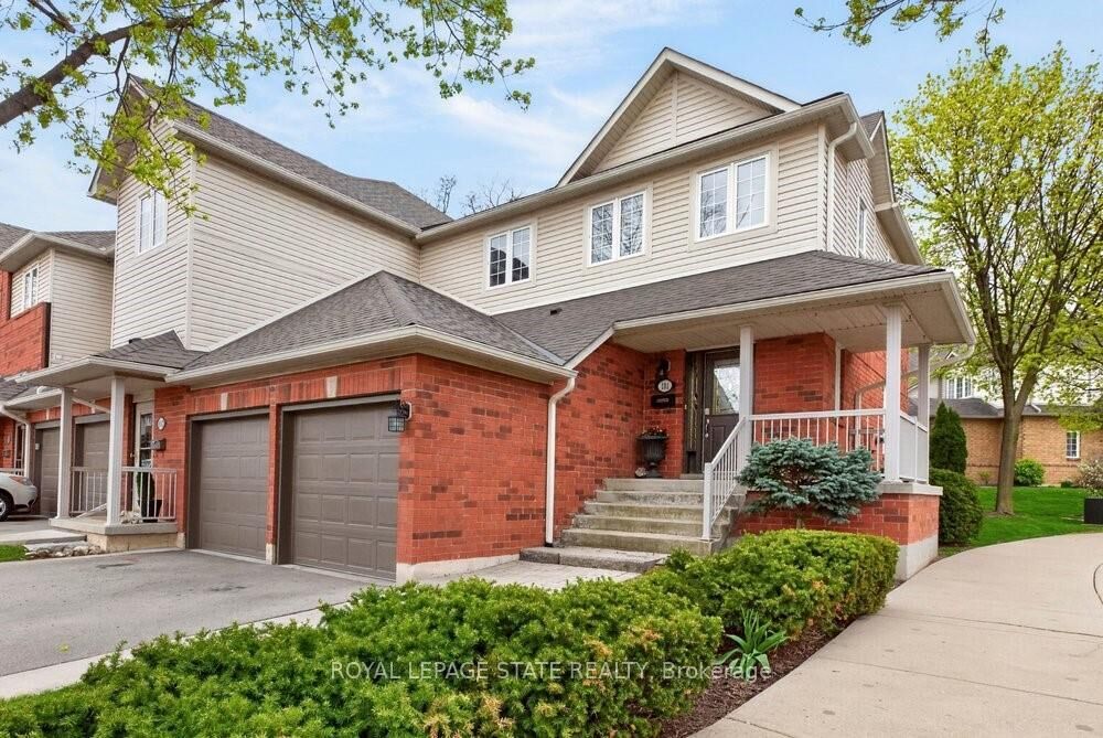 Property Photo: 100 Beddoe Drive 101 ON L8P 4Z2