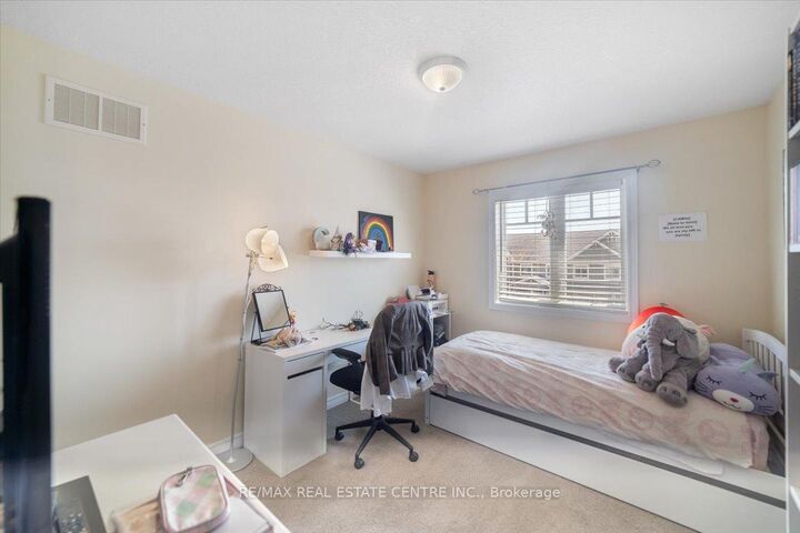 Property Photo: 1 Laverty Crescent ON L9W 6T1
