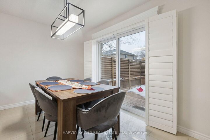 Property Photo: 409 Tealby Crescent ON N2J 4Y8