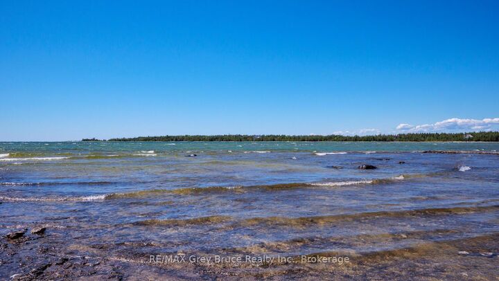 Property Photo:  1034 Dorcas Bay Road  ON N0H 2R0 
