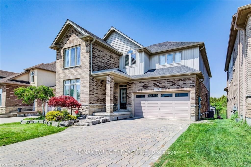 Property Photo: 78 Dolman Street ON N0B 1M0