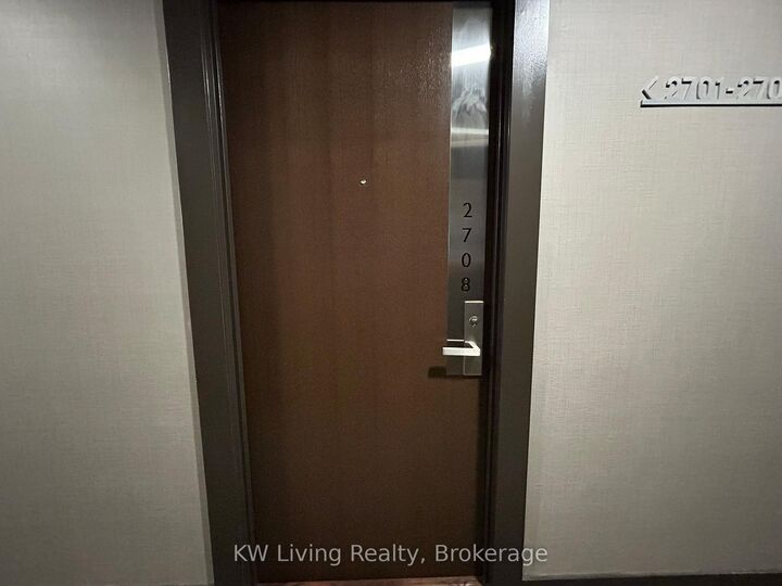 Property Photo: 70 Temperance Street 2708 ON M5H 0B1