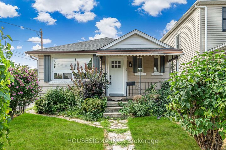 45 Albert Street — photo 1