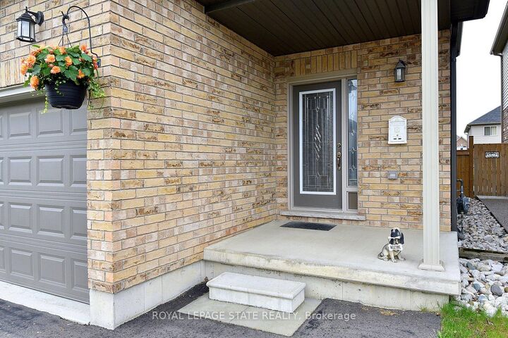 111 Festival Way — photo 1