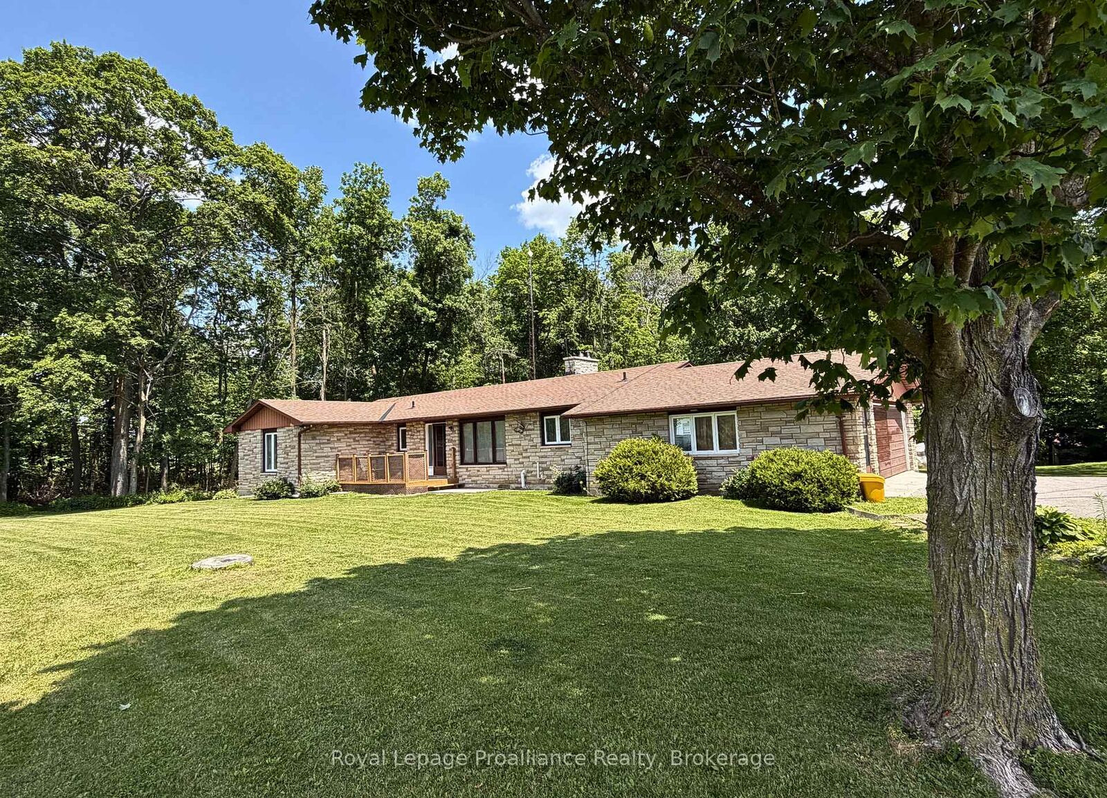 Property Photo: 1302 Wingfield Road ON K0K 3E0