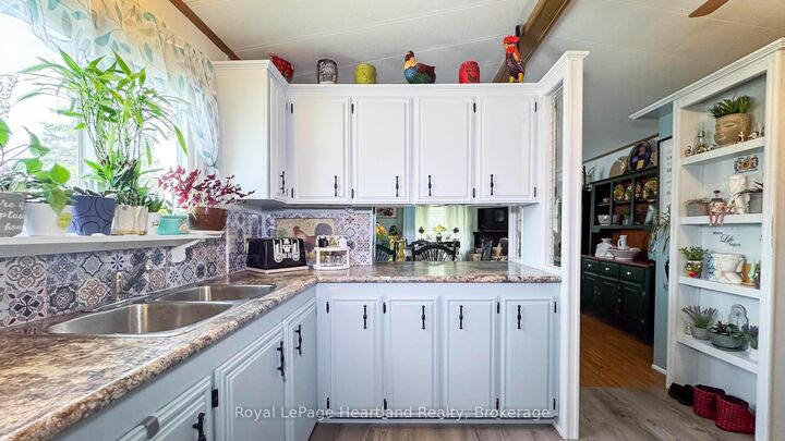 Property Photo: 45 Redford Drive ON N0M 1S3