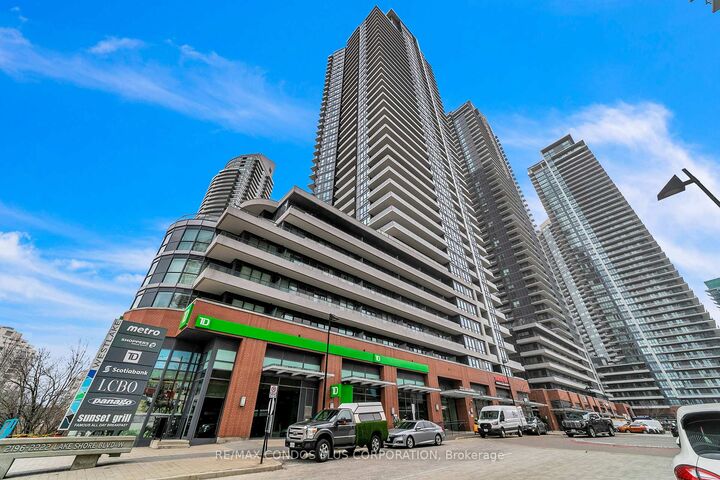 2212 Lake Shore Boulevard W Ph08 — photo 1