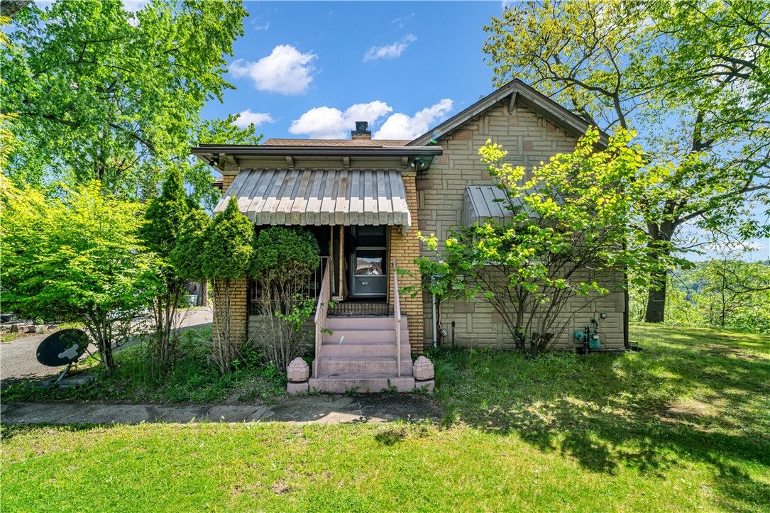 Property Photo: 90 Vista Street PA 15223
