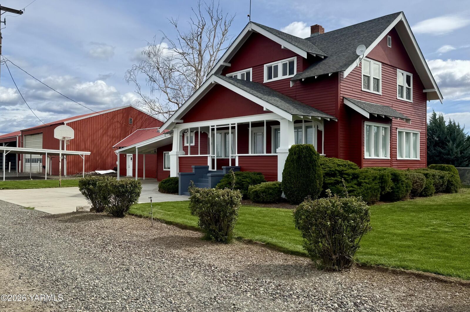 Property Photo: 7801 Campbell Rd WA 98948
