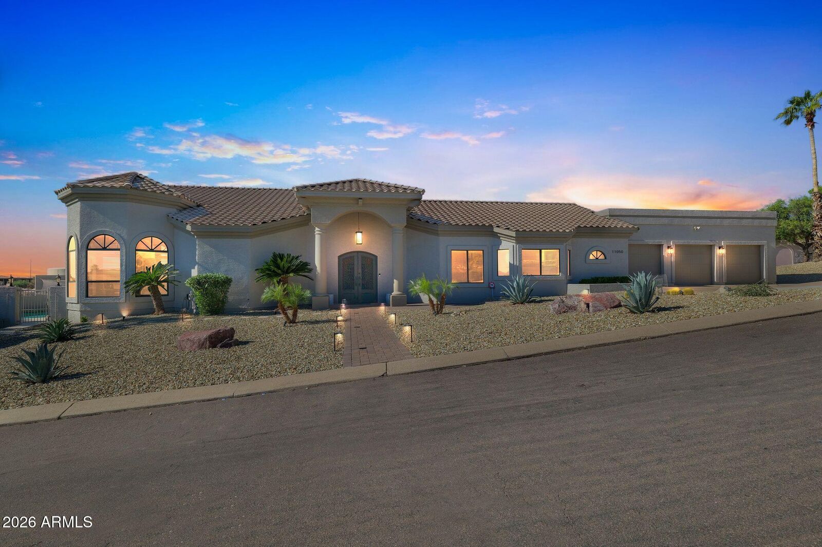 Property Photo: 11050 N Garland Circle AZ 85268
