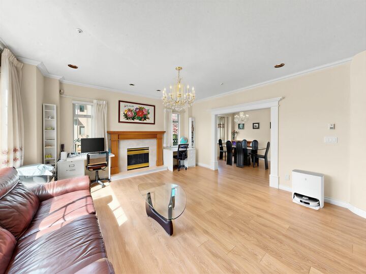 Property Photo: 7806 Montcalm Street BC V6P 4P3