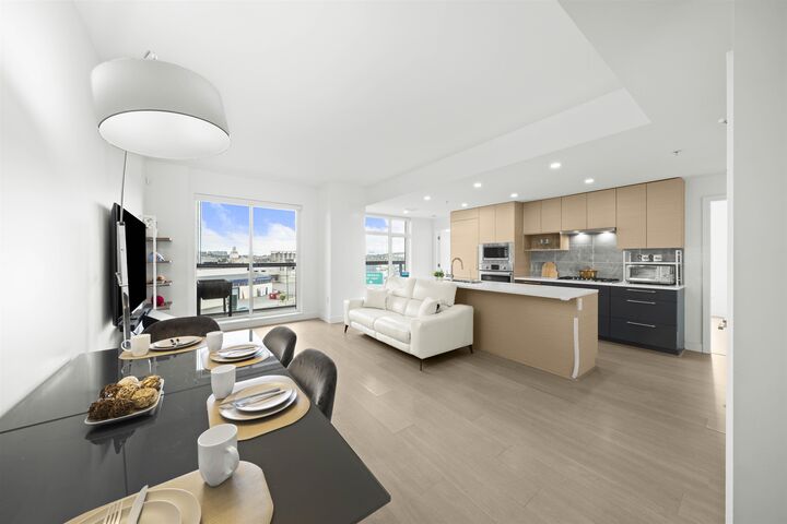 Property Photo: 8888 Osler Street 301 BC V6P 4G2
