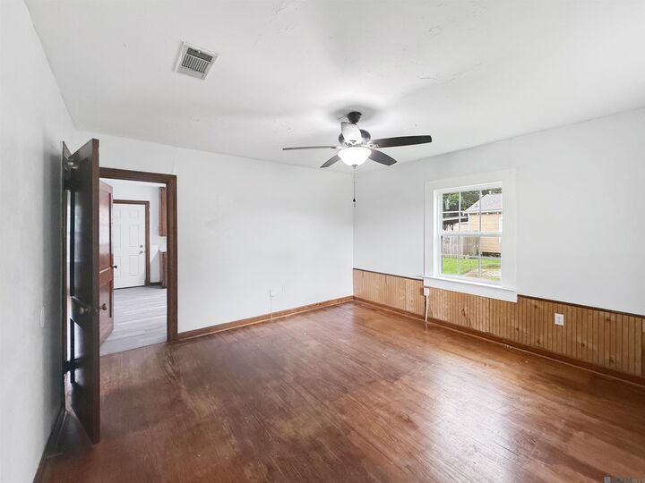 Property Photo:  4228 Pasadena Dr  LA 70814 