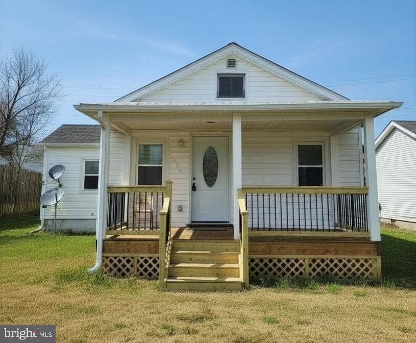 Property Photo: 580 York Avenue VA 22601