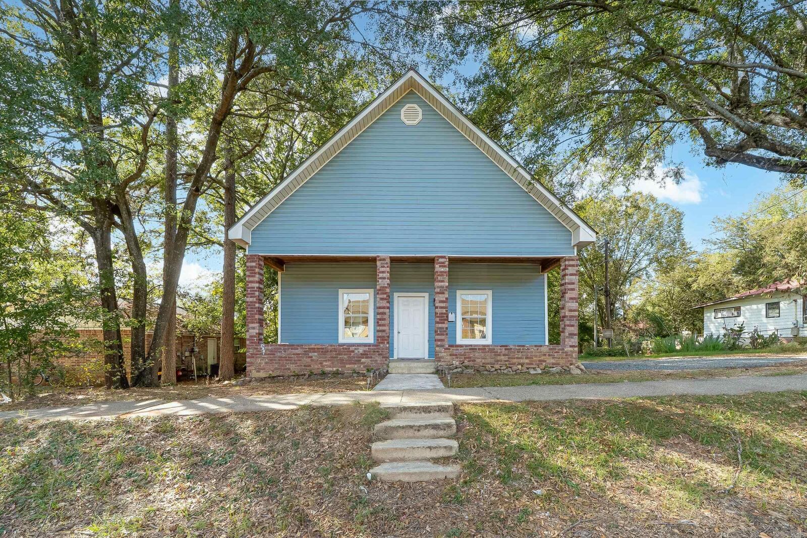 Property Photo:  407 N 4th St Street  AR 71832 