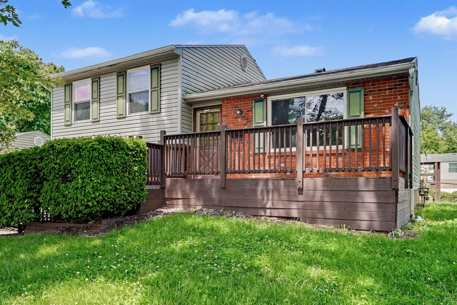 Property Photo:  106 Walden Farm Circle  OH 45322 