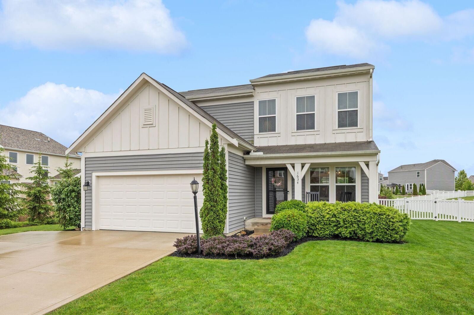 Property Photo:  1634 Cowan Creek Drive  OH 43040 