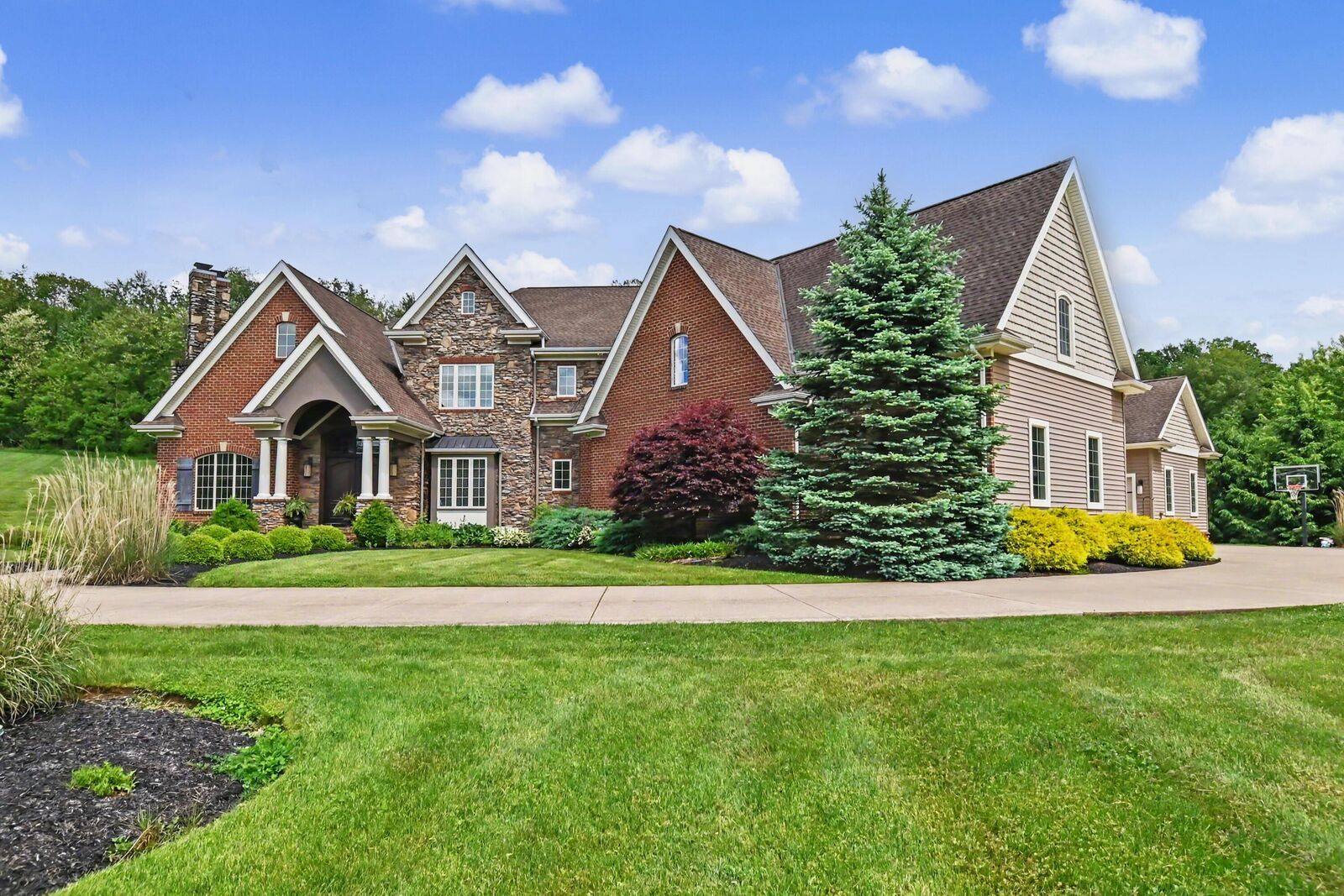 Property Photo:  1524 Charolais Drive  OH 44903 