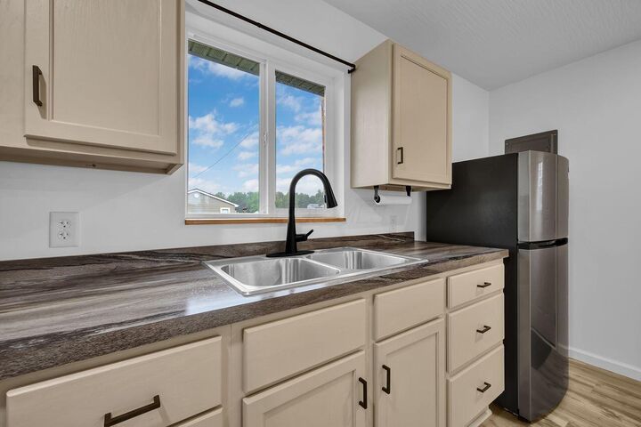 Property Photo: 8885 Water Street OH 43146