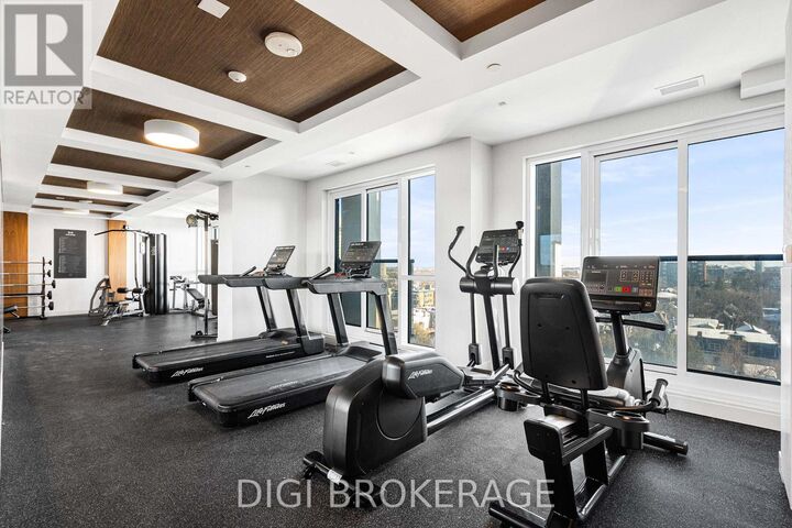 Property Photo:  560 Rideau Street 303  ON K1N 5Z8 