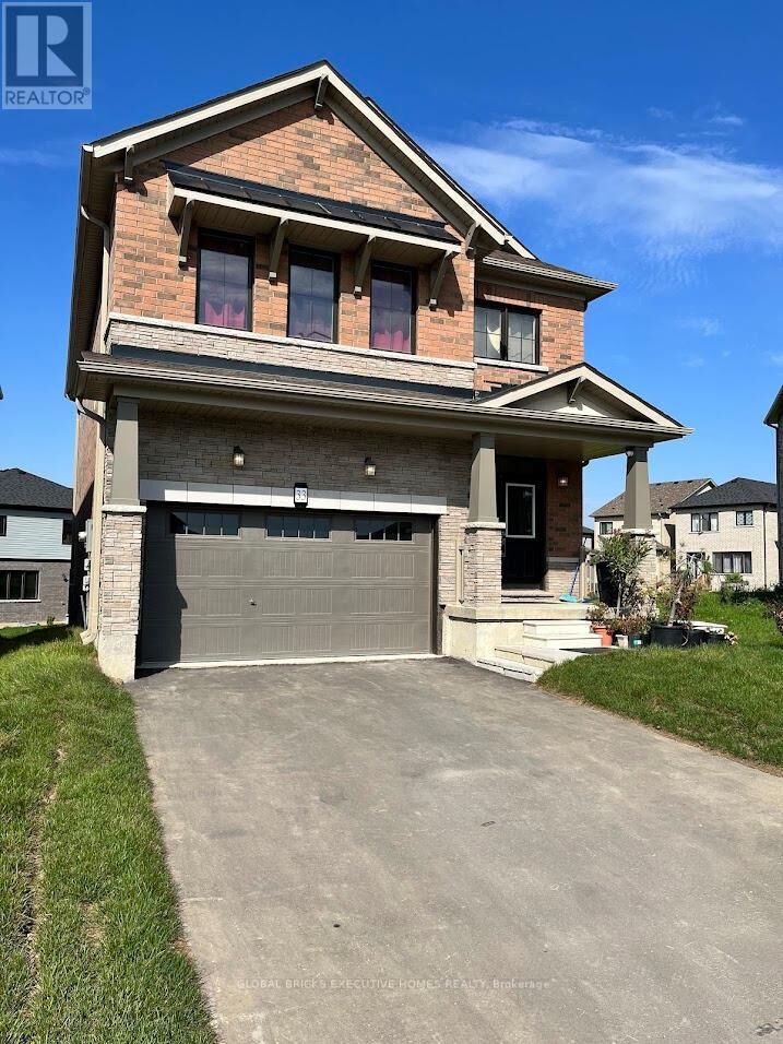 Property Photo: 33 Wintergreen Crescent ON N3W 0H9