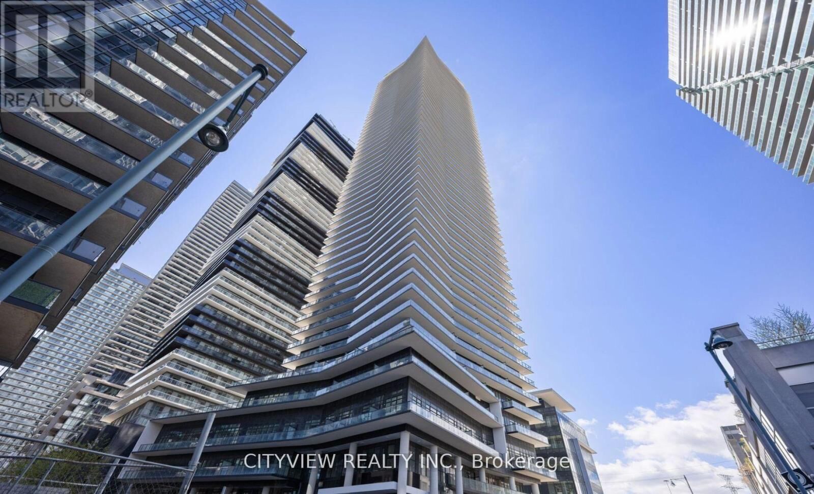 Property Photo:  38 Annie Craig Drive 4607  ON M8V 0G9 
