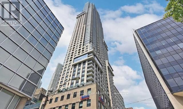 Property Photo:  88 Scott Street 2705  ON M5E 0A9 