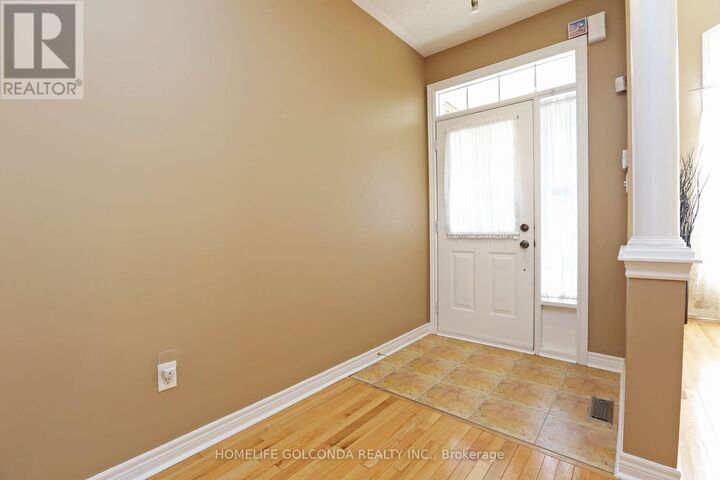Property Photo: 28 Barnstone Drive ON L6E 2B3