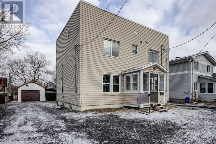 Property Photo:  293 Mountain Street  ON P3B 2T8 