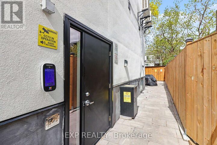 Property Photo:  61 Pinehurst Avenue A  ON K1Y 1K5 