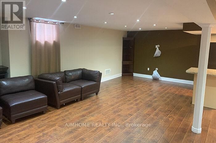 Property Photo:  117 Snively Street  ON L4E 4N9 