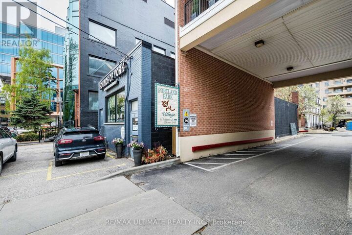 Property Photo: 11 Niagara Street ON M5V 3N9