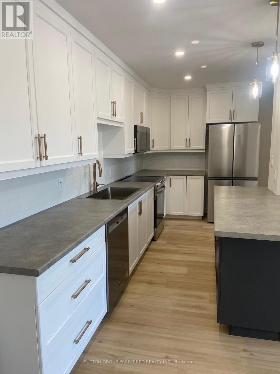 Property Photo:  225 Campus Parkway 302  ON N7L 4X2 