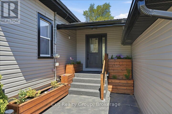 Property Photo:  24 Wilkins Street  ON K8P 1P1 