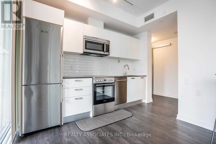 Property Photo:  42 Charles Street East 1304  ON M4Y 1T4 