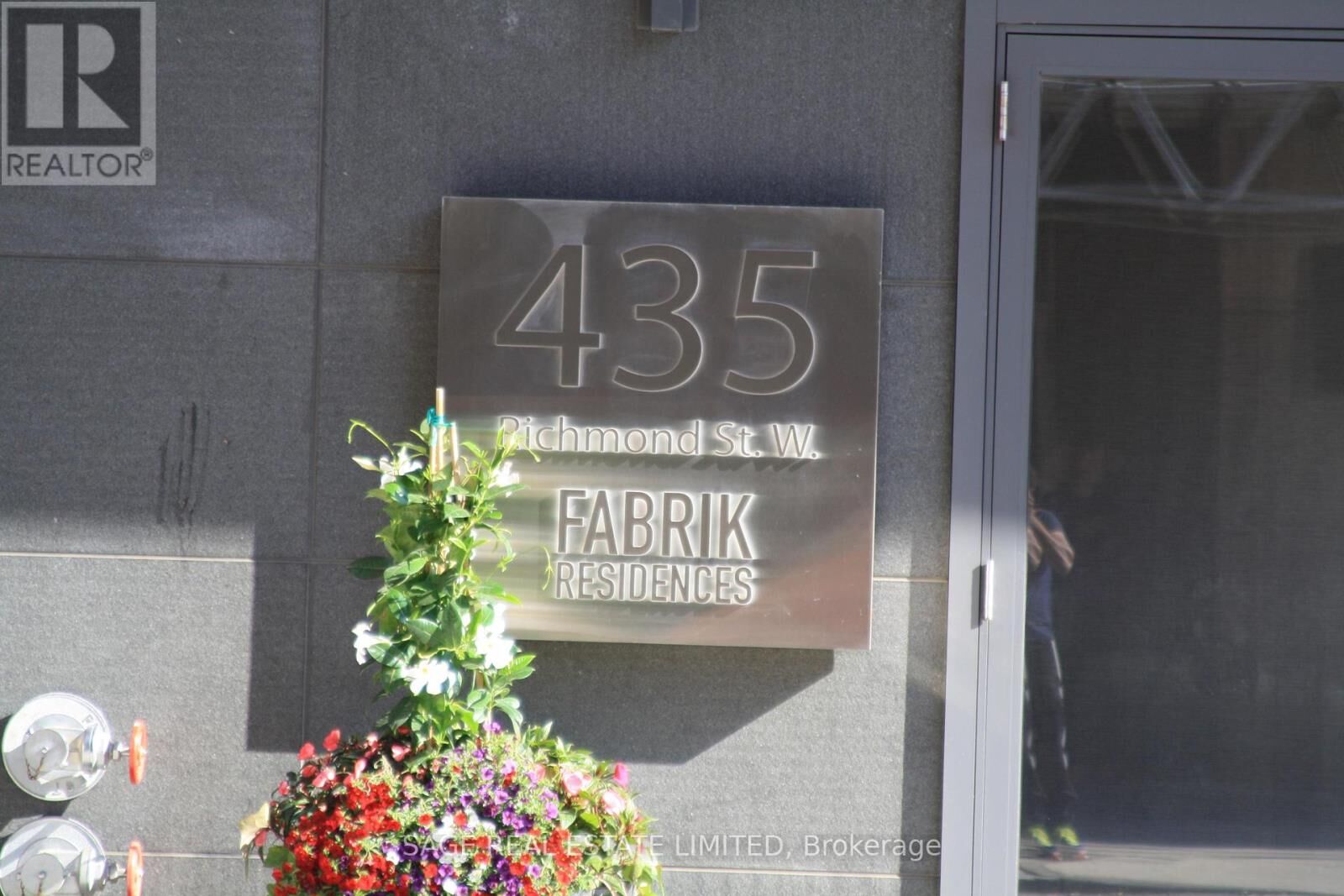 Property Photo:  435 Richmond Street West 1409  ON M5V 3S6 