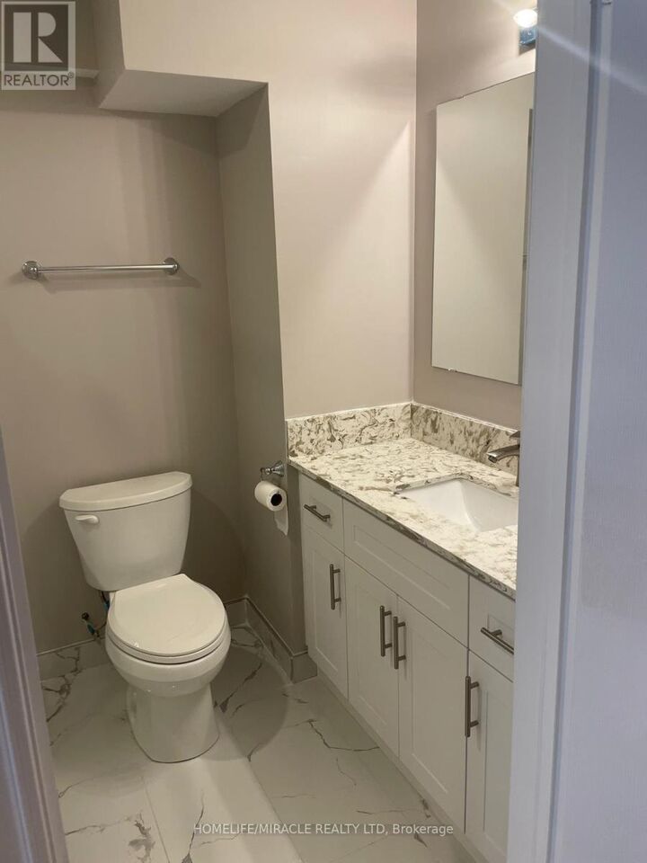 Property Photo: 22 Boone Crescent ON L4H 4V1