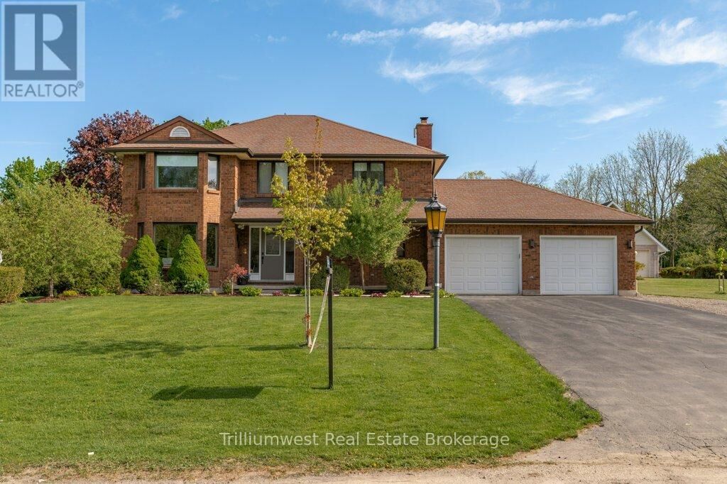 Property Photo:  32 Sunset Drive  ON N0B 2V0 