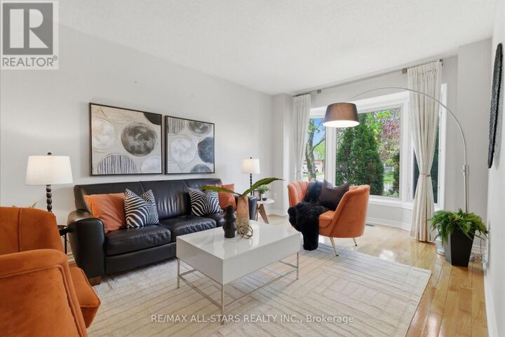 Property Photo:  28 Testa Road  ON L9P 1M2 