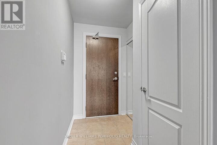 Property Photo:  15 North Park Road 1417  ON L4J 0A1 