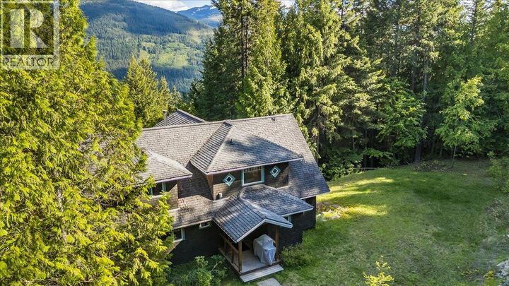 Property Photo: 3630 Mountain View Road BC V0G 2G3