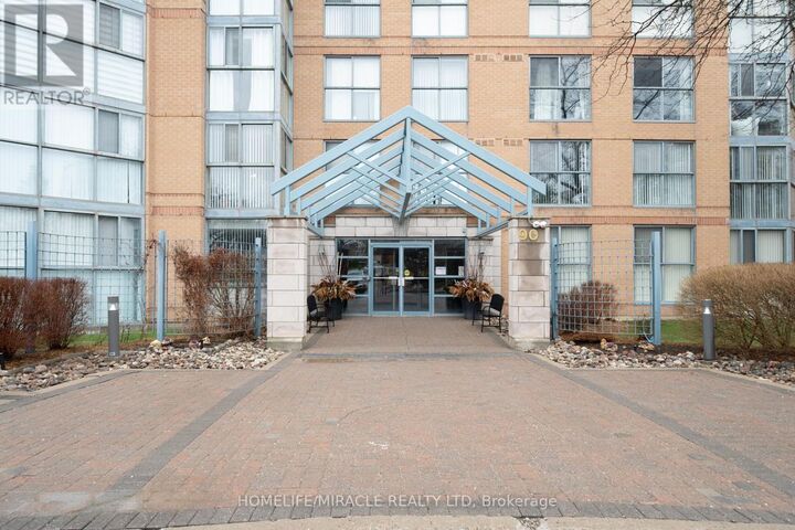 Property Photo: 90 Dale Avenue 201 ON M1J 3N4