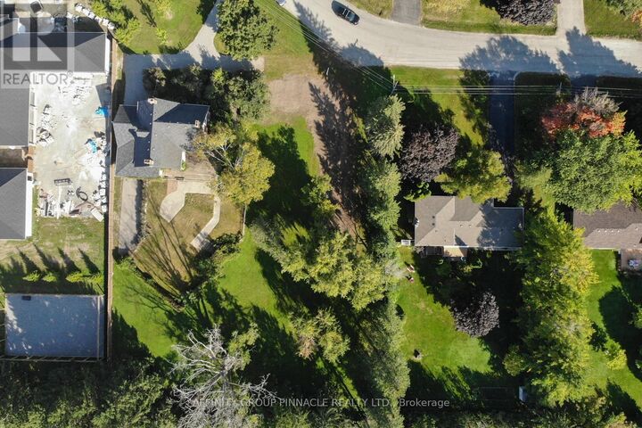 Property Photo:  21 David Drive  ON K9V 5G7 