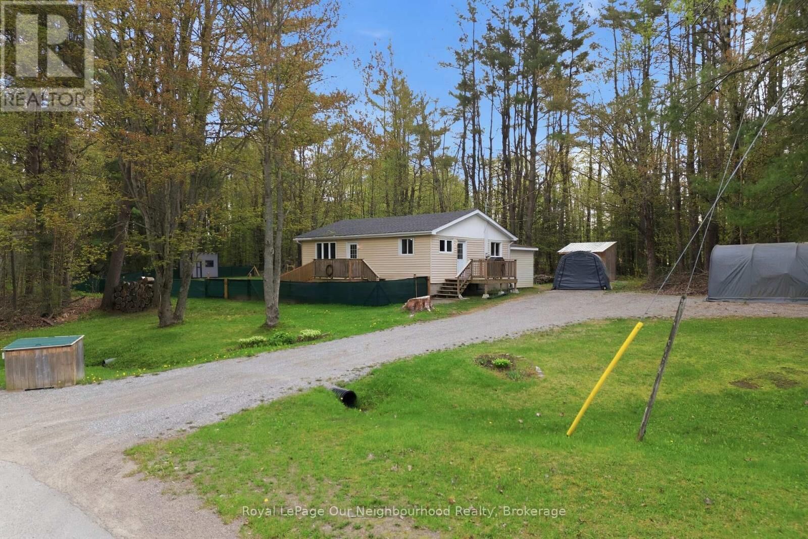 Property Photo: 14 Morrison Street ON K0M 2L0