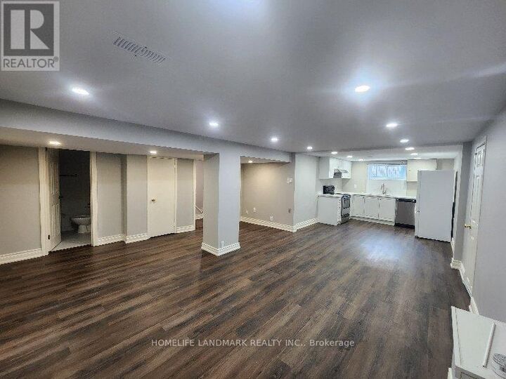 Property Photo:  2042 Constance Drive  ON L6J 2V5 