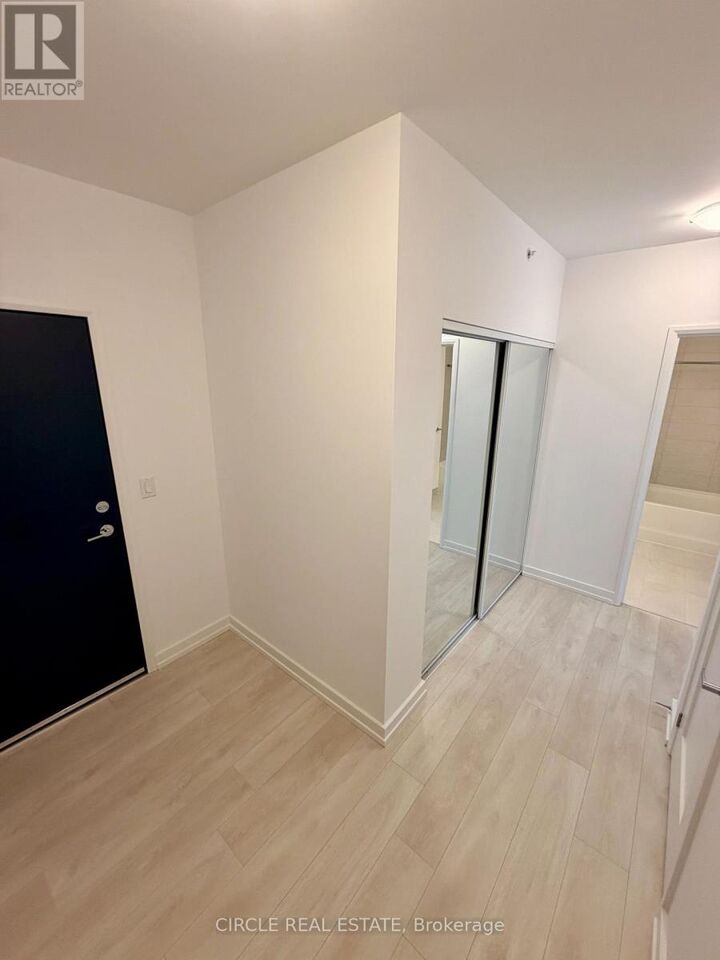 Property Photo:  75 James Street South Street South 2606  ON L8P 2T1 