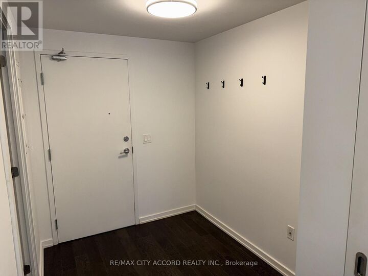 Property Photo:  47 Lower River Street 550  ON M5A 1M6 