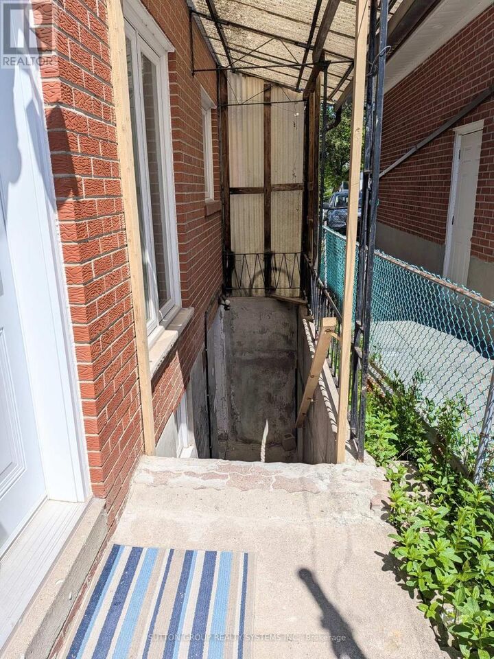 Property Photo:  41 Annabelle Drive Basement  ON M9V 3B8 