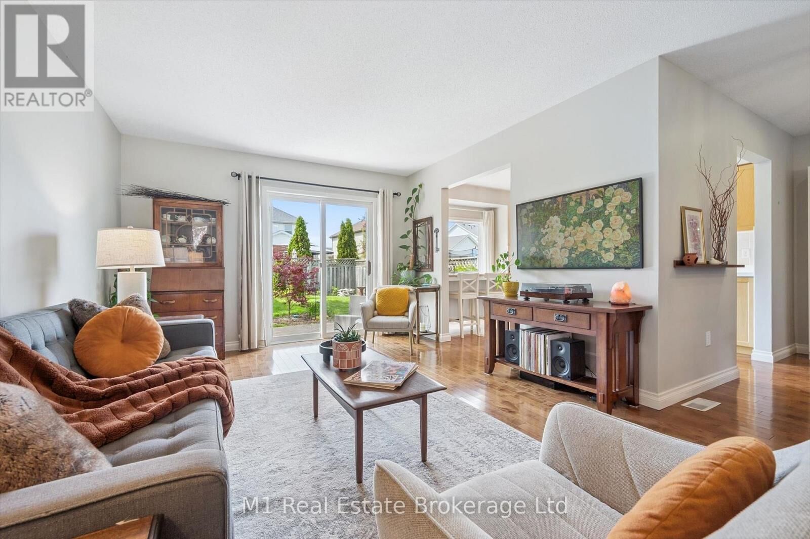 Property Photo:  82 Starview Crescent  ON N1E 7A1 