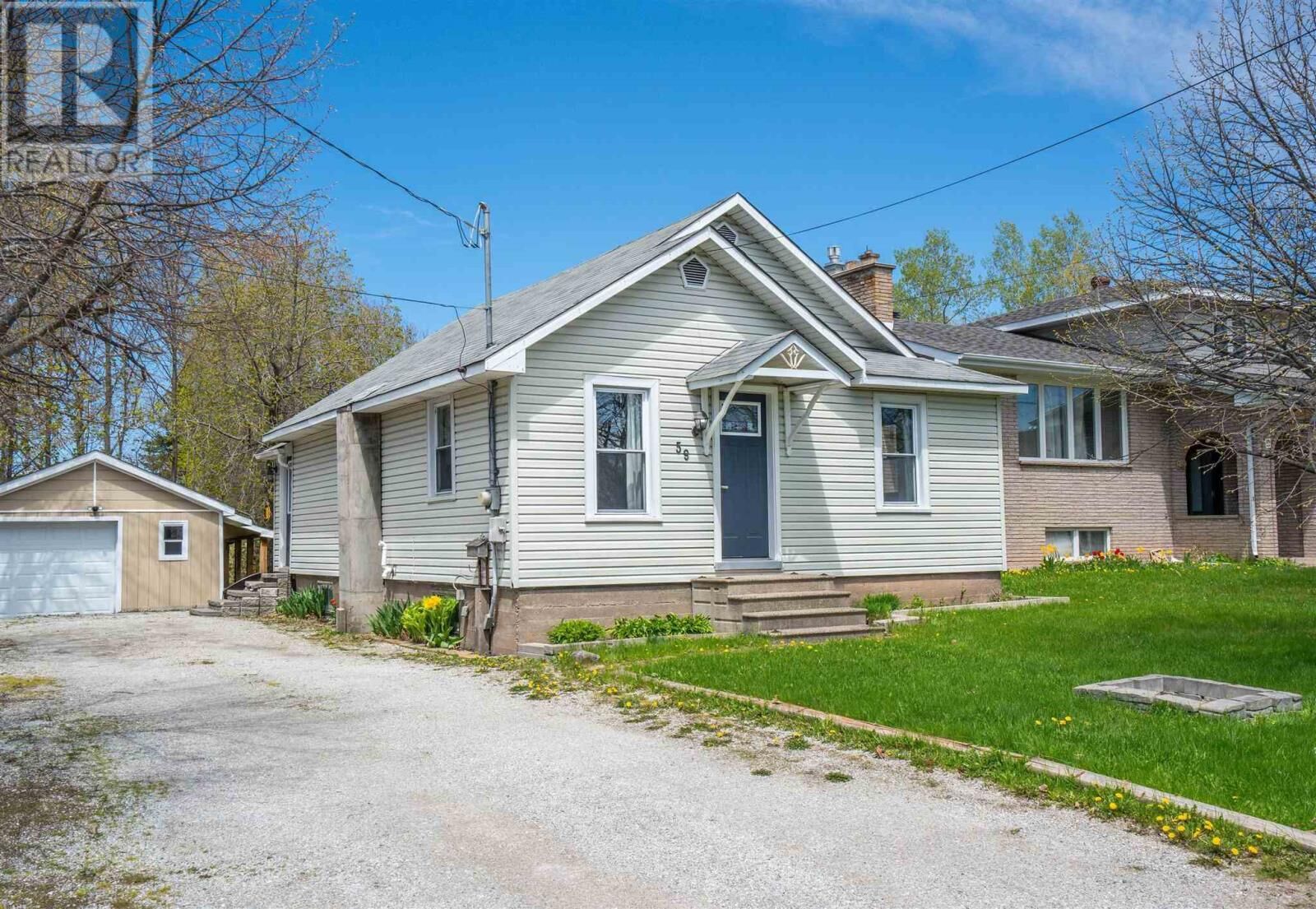Property Photo: 59 Knox Ave ON P6B 3X8